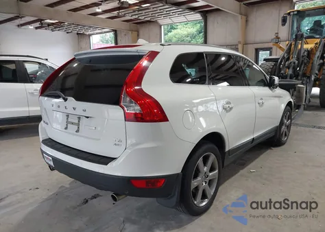 2013 Volvo Xc60 T6 из США, поврежденный, VIN YV4902DZ0D2382615
